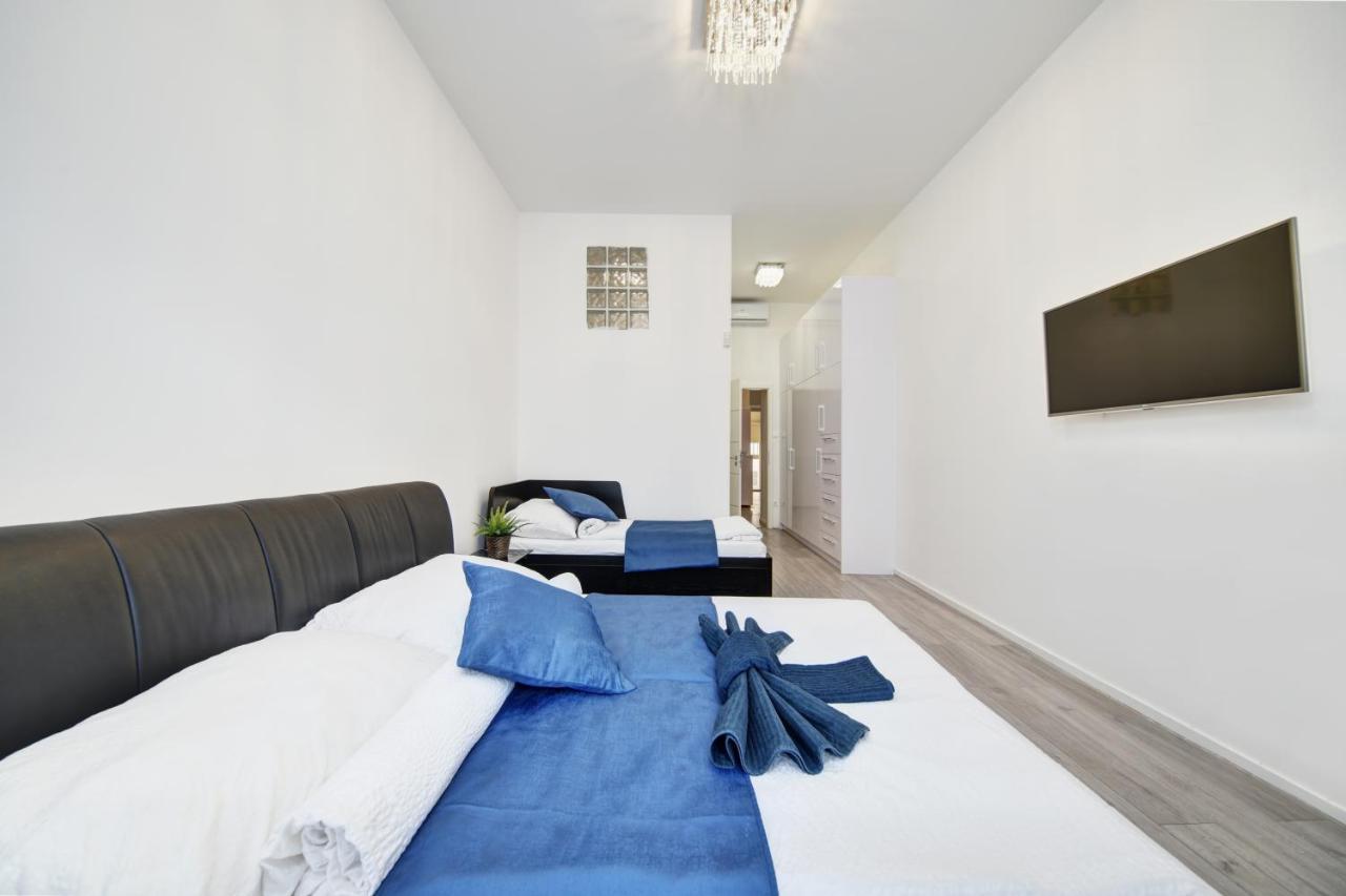 Center Apartment Budapest - Vaci Utca Buitenkant foto