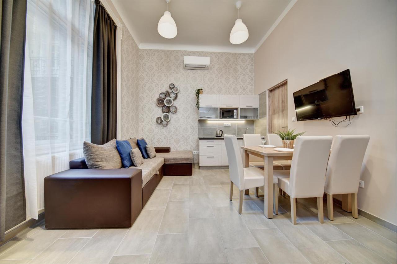 Center Apartment Budapest - Vaci Utca Buitenkant foto